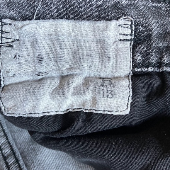 R13 2023 Distressed Boyfriend Jeans Gray 36 x 27 - Picture 6 of 7